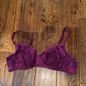 LUVLETTE Lace Burgundy Bra Size 90C